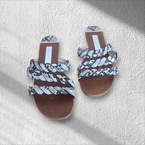 Zara Basic Leather Snakeskin Flat Sandals Chrome Trim 6.5